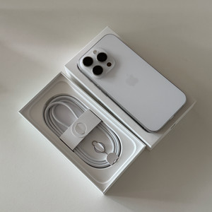 아이폰 16pro 128gb 화이트