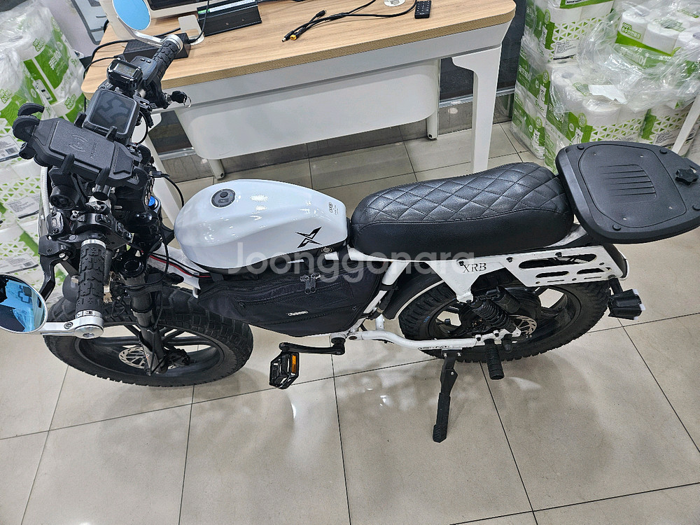 엑스라이더 터보프로 화이트 60v2000w--1