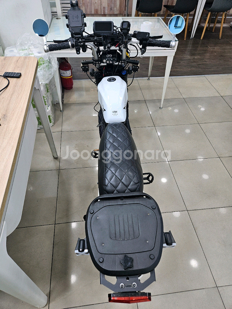 엑스라이더 터보프로 화이트 60v2000w--0