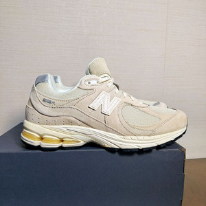 뉴발란스 클래식 2002 스웨이드 베이지 새상품