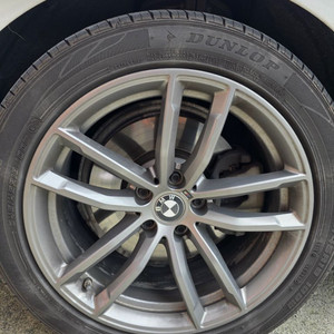 BMW G30 18인치 휠타이어 상태좋음개인판매 업자x