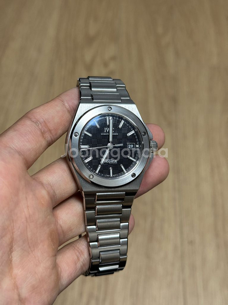 iwc 인제니어 40mm 검판--0