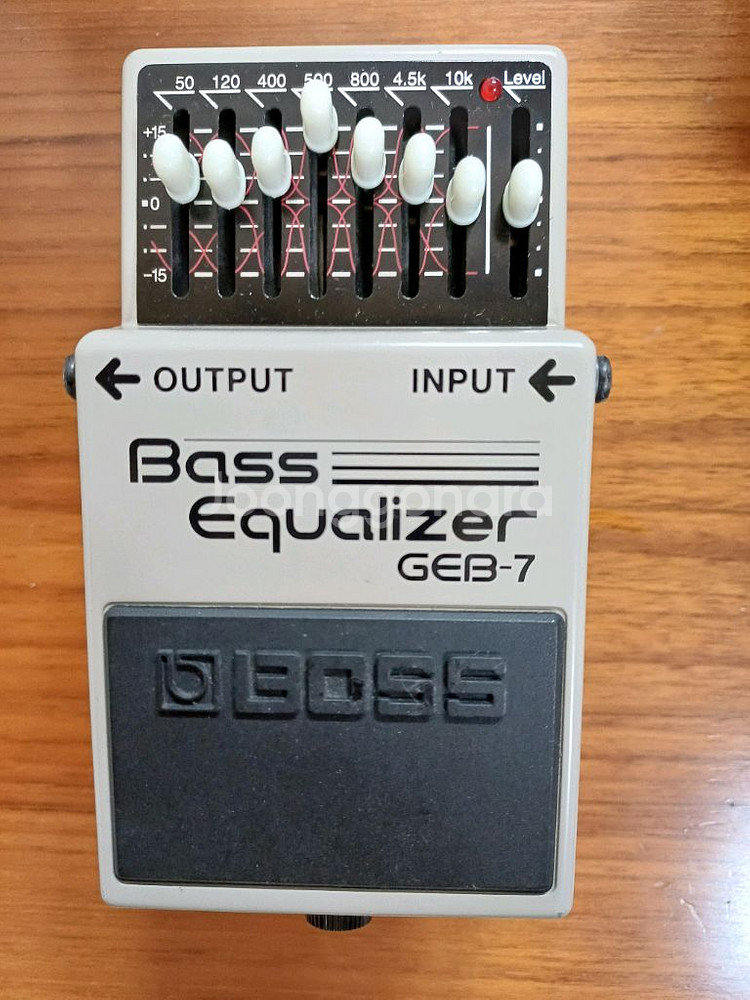보스 베이스기타 GEB-7 이펙터 판매합니다.--1