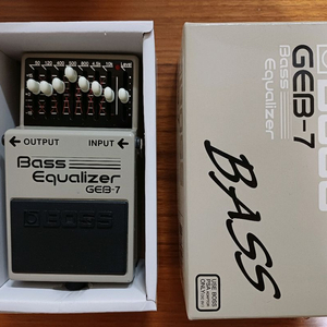 보스 베이스기타 GEB-7 이펙터 판매합니다.