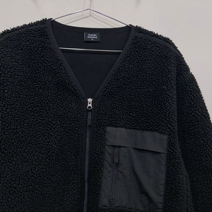 무신사스탠다드 브이넥 집업 뽀글이 플리스