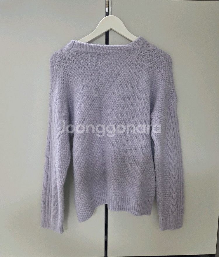 새상품)여성 라벤더 니트--1
