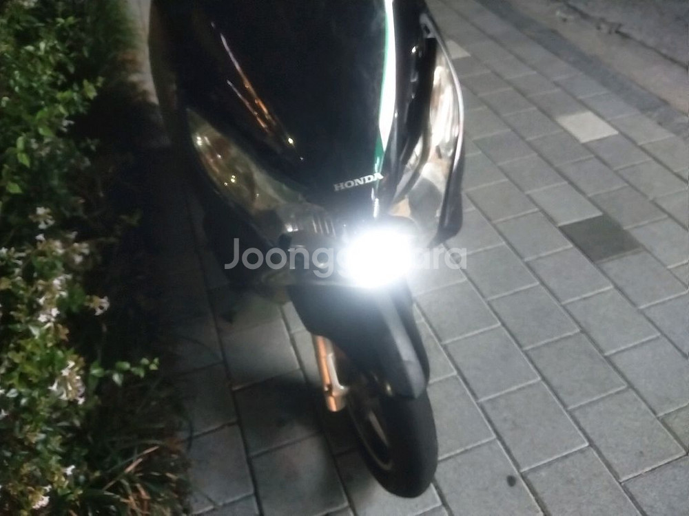 혼다 pcx 125 스쿠터. 오토바이. 부속용 .부산--1