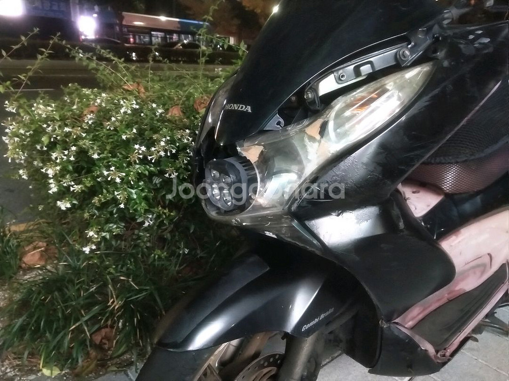 혼다 pcx 125 스쿠터. 오토바이. 부속용 .부산--2