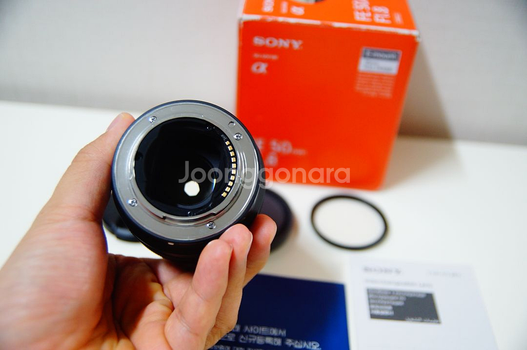 [소니] FE 50mm f1.8 풀프레임 여친렌즈팝니다--4