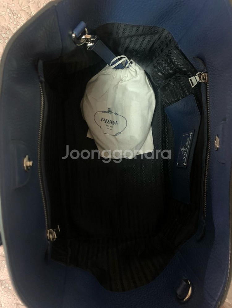 프라다 BN2795 비텔로 피닉스 블루 가방 판매합니다--4
