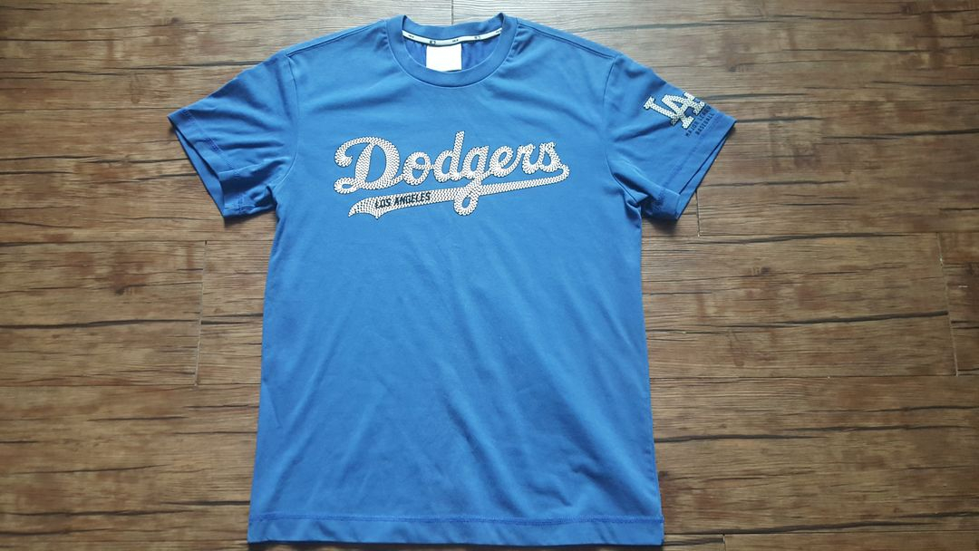 (사이즈 90 정도 ) 반팔 라운드 티 아디다스 나이키 이미지