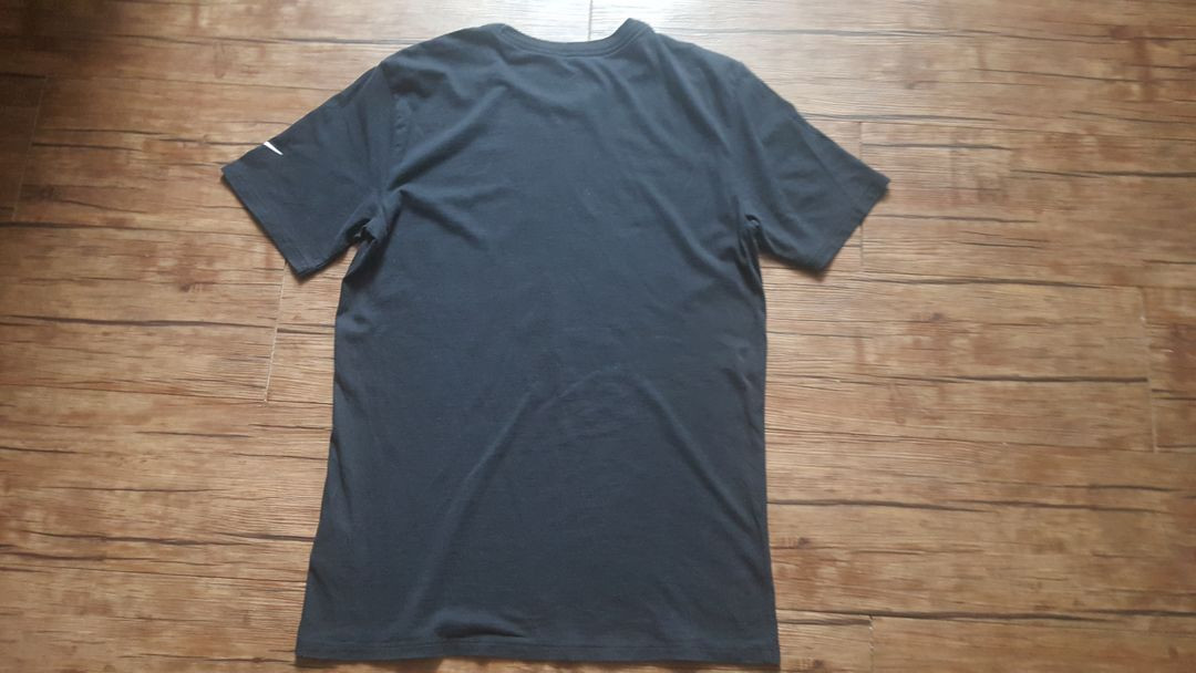 (사이즈 90 정도 ) 반팔 라운드 티 아디다스 나이키 이미지