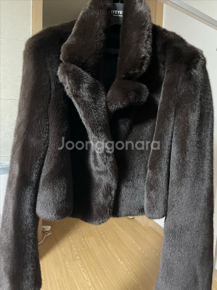 블러썸 페이크퍼 자켓--0