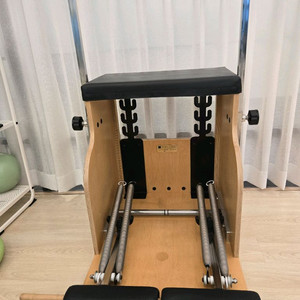 발란스드바디 체어 블랙