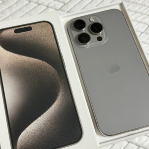 아이폰15pro 128 애케플 + 마뗑킴 케이스티파이