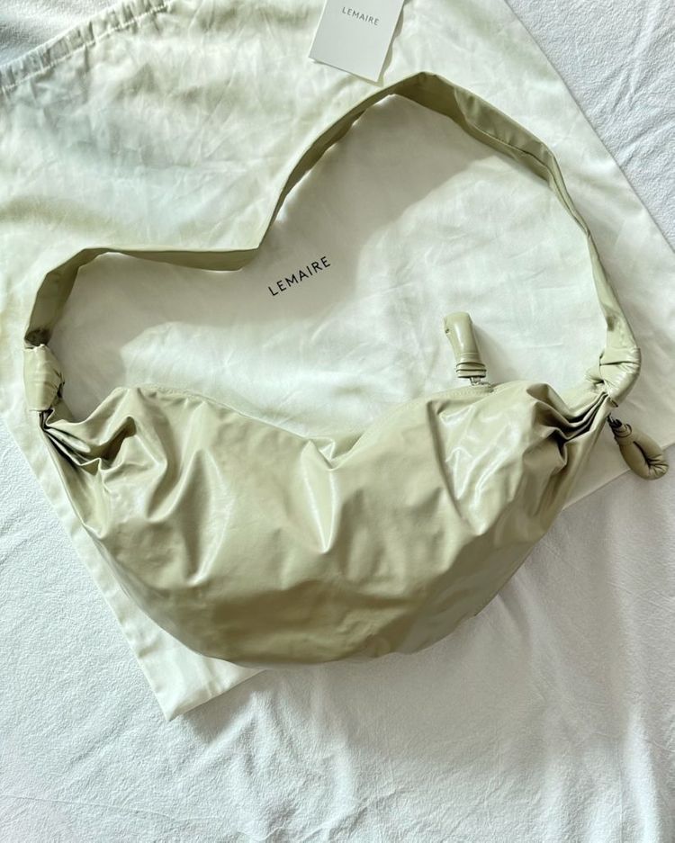 르메르 페이퍼 레더 미디움 소프트 크루아상 백--1