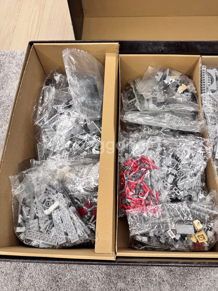 레고 10179 nib 팝니다!!--3