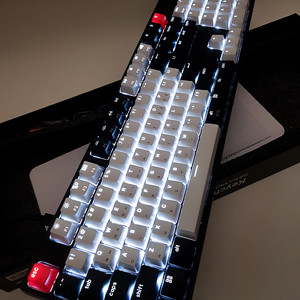 키크론 c2 화이트 LED 적축 키보드