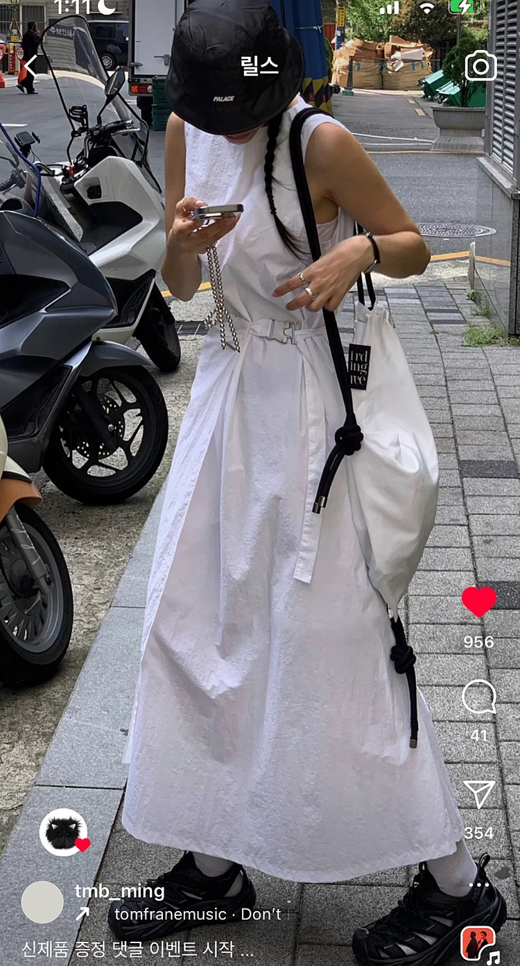 새상품) 트리밍버드 벨티드 셔링 랩 원피스 블랙 이미지
