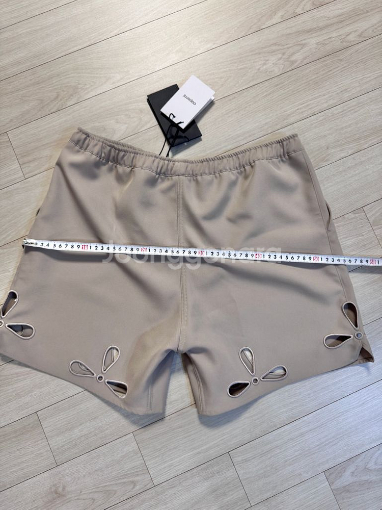 코페르니 페탈 자수 컷 아웃 쇼츠 L 새상푸--2