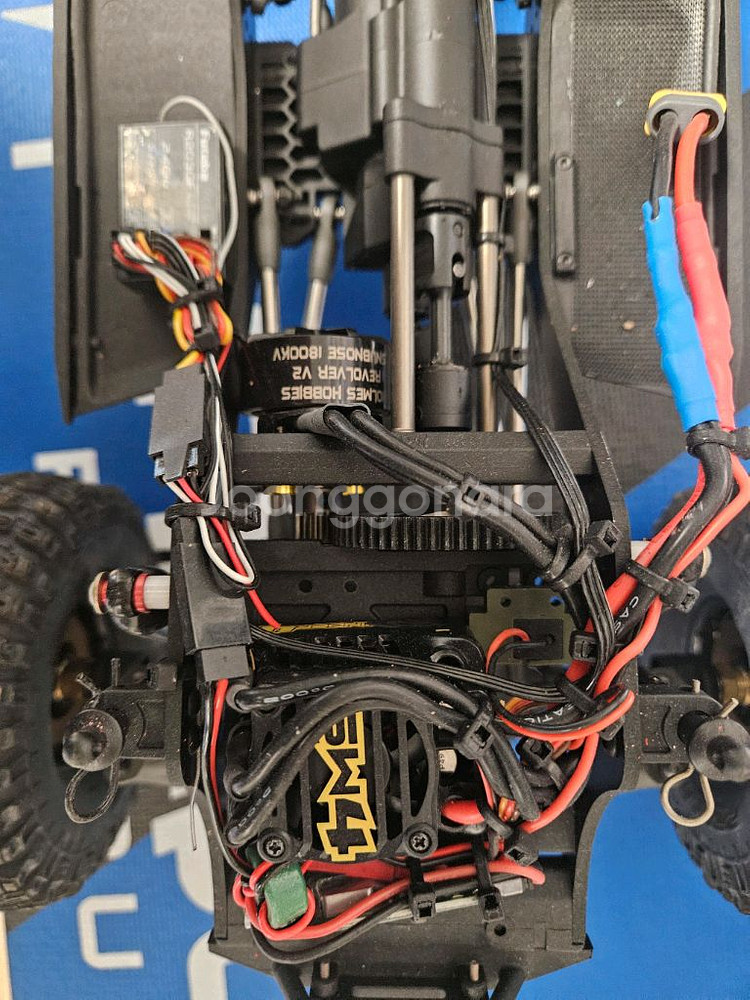 AXIAL SCX10PRO (LCG) 판매합니다--3