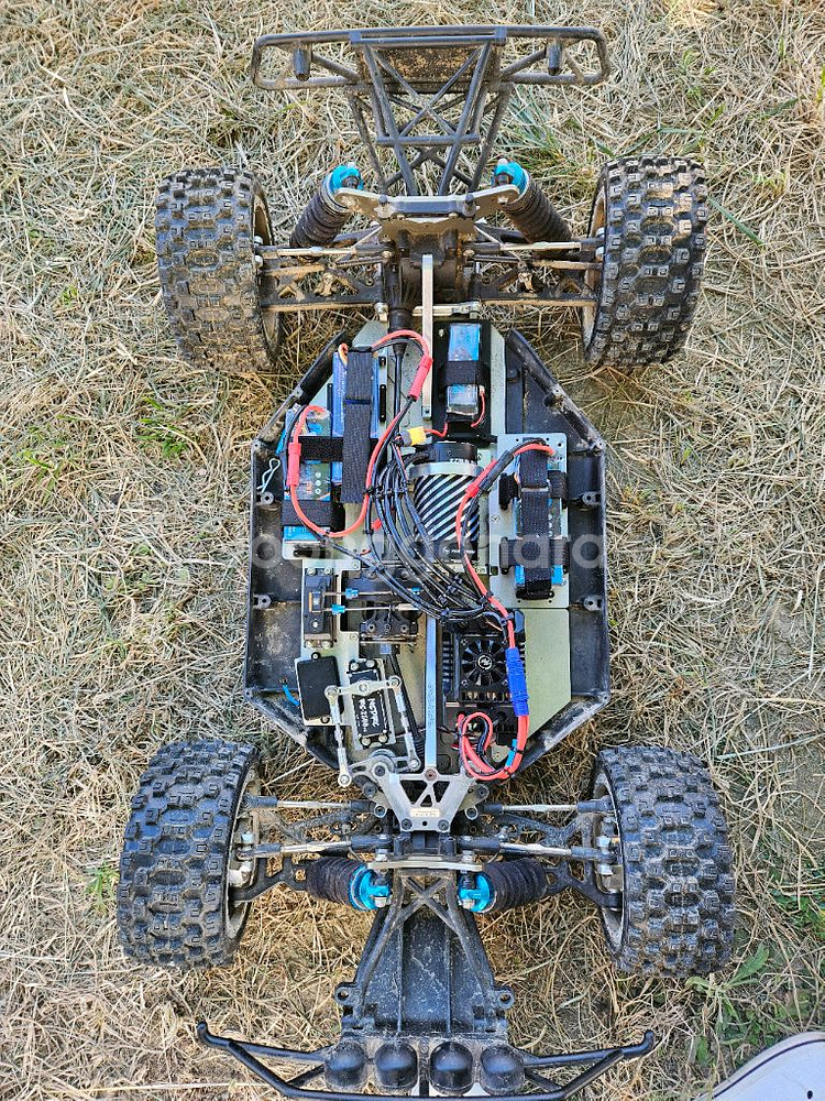 LOSI 5IVE T 12S 판매합니다--1