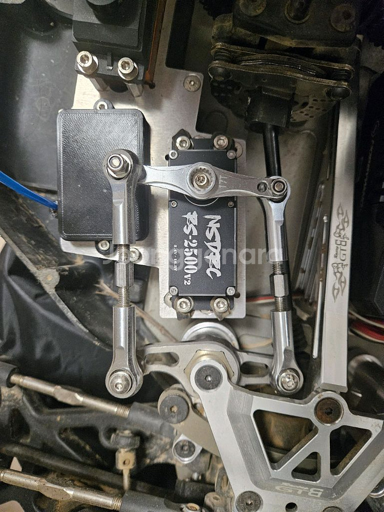 LOSI 5IVE T 12S 판매합니다--3