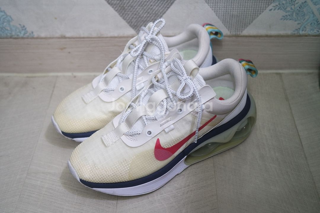 ** 나이키 - 정품 에어맥스 운동화 250--0