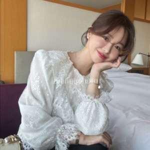 (새상품)바이씨니 레이스블라