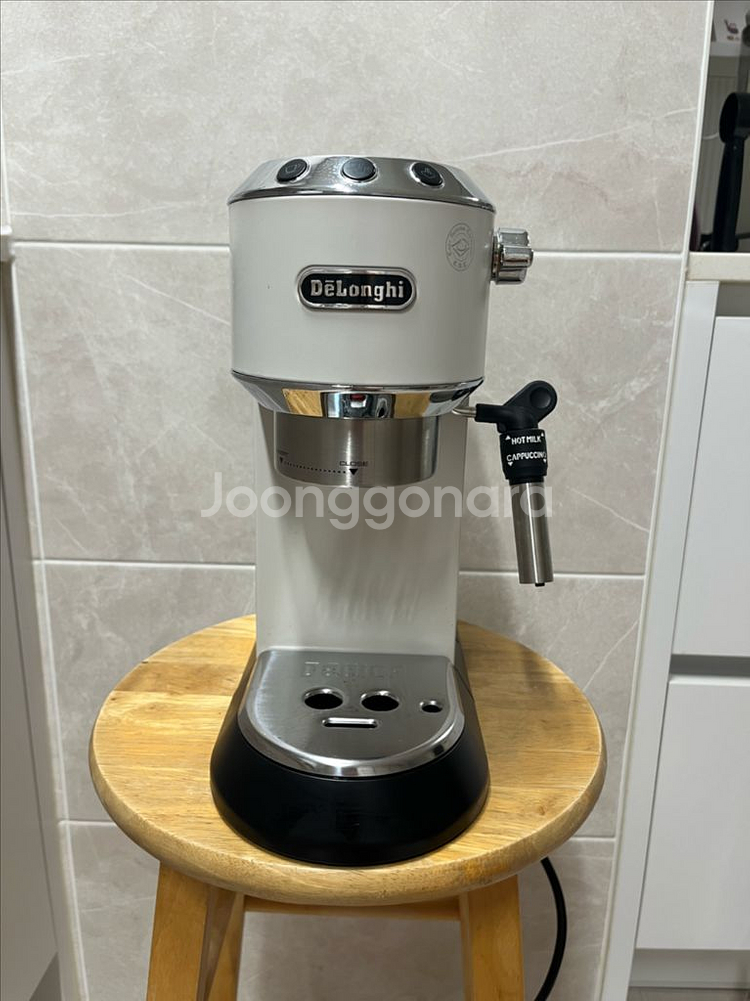 (땡처리)드롱기 데디카 매트화이트--1