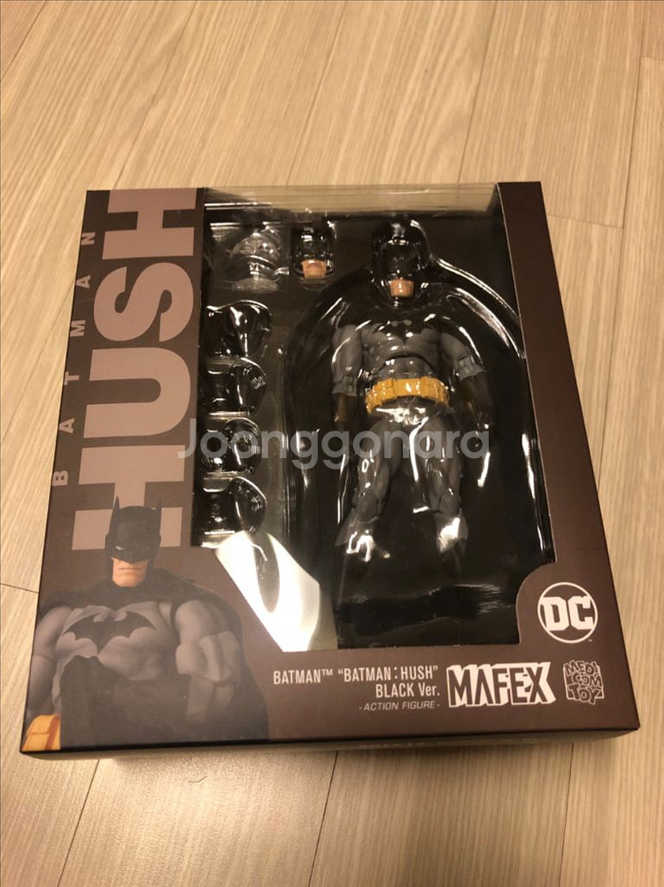 DC 코믹스 배트맨 허쉬블랙 버전 Mafex--1