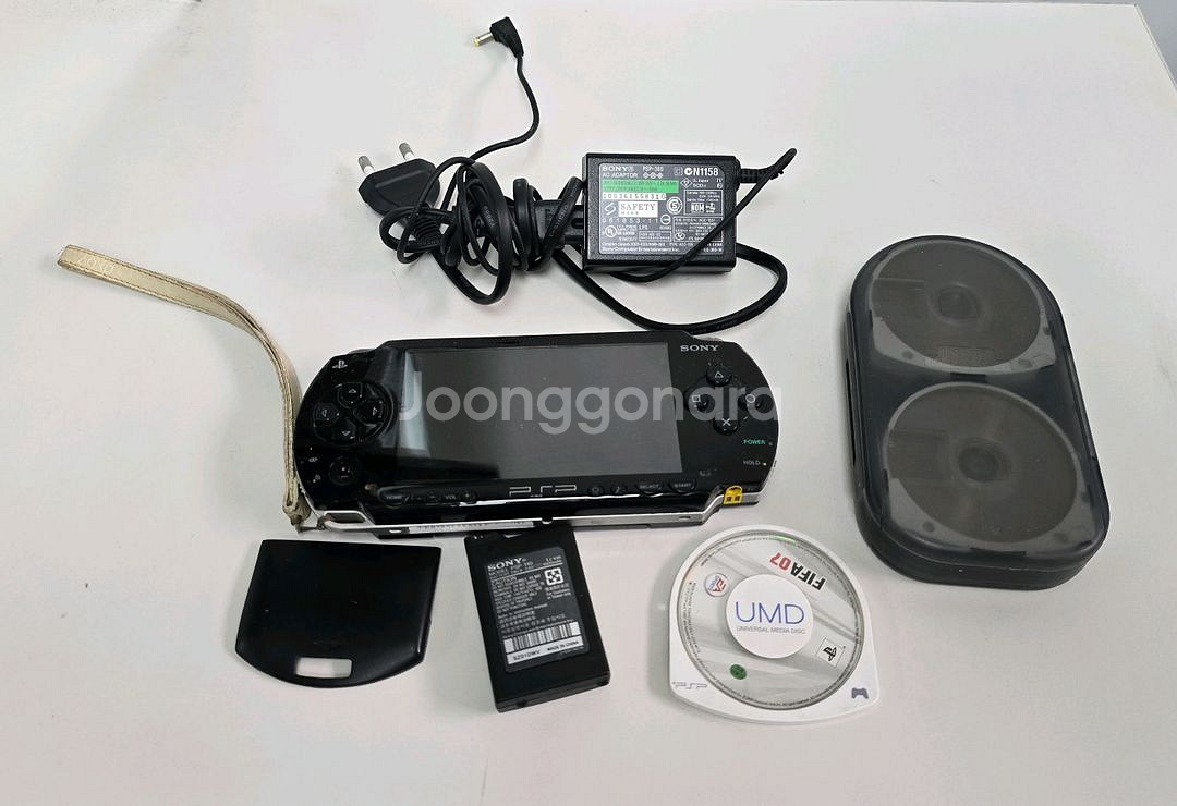(부품용) 소니 PSP-1005 + 게임 9장--0