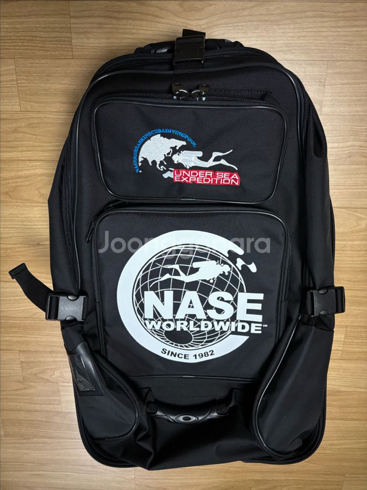 NASE 스쿠버다이빙 롤백 장비 캐리어 새상품 팜니다--1
