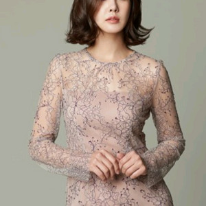 박은지 이지파크 제작 레이스 원피스 66사이즈