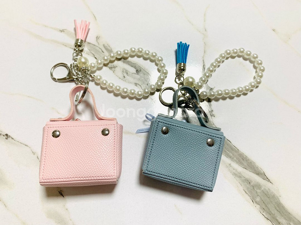 키티 미니백 에어팟케이스 키링 파랑/분홍 새상품--3