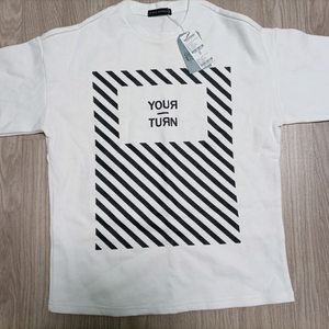 새상품. 겟 유즈드 티 100.