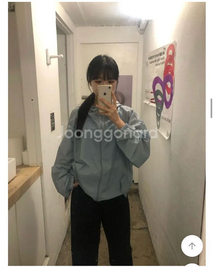 에이블리 남여공용 후드 바람막이 (새상품)--2