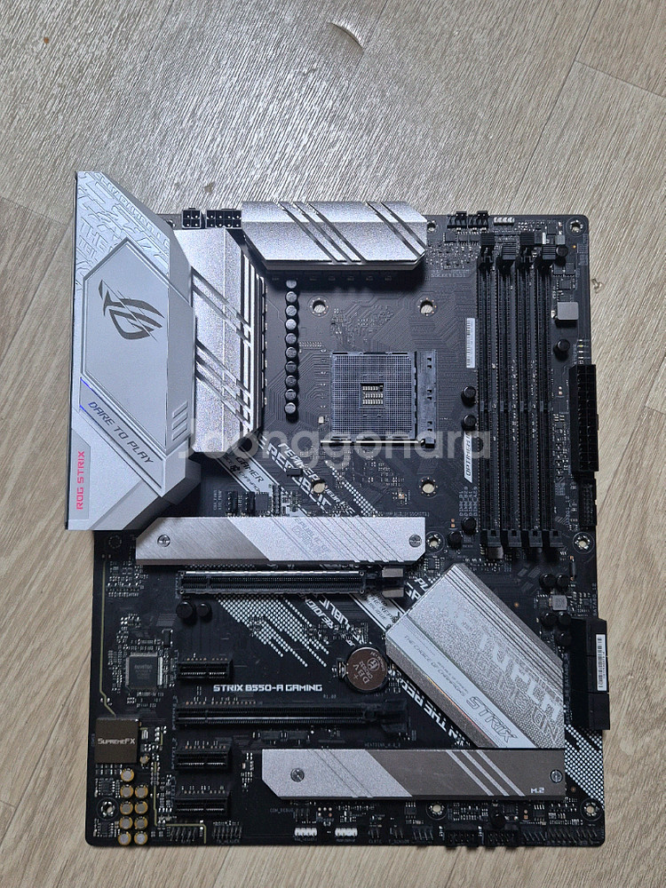 asus rog b550-a--0