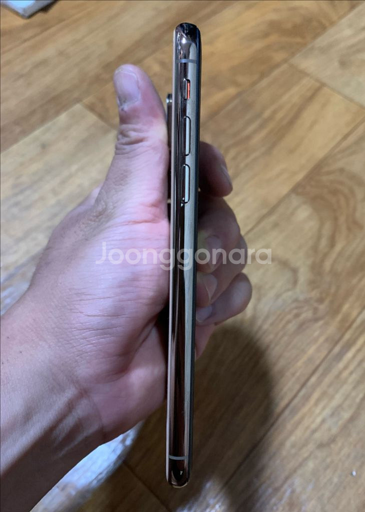 [국내판 자급제] A급 아이폰XS 256GB 골드색상--3