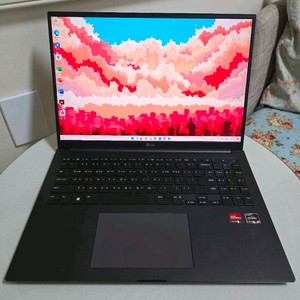 16인치 LG 울트라PC 엣지 노트북(거의새것)