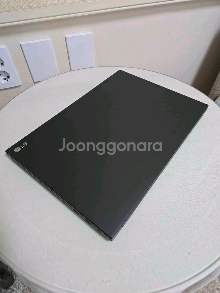16인치 LG 울트라PC 엣지 노트북(거의새것)--1