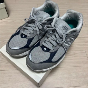 뉴발란스x디스이즈네버댓 2002R 275