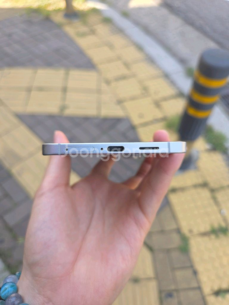 갤럭시 S25 엣지 256 티타늄 아이스블루 급처분--5