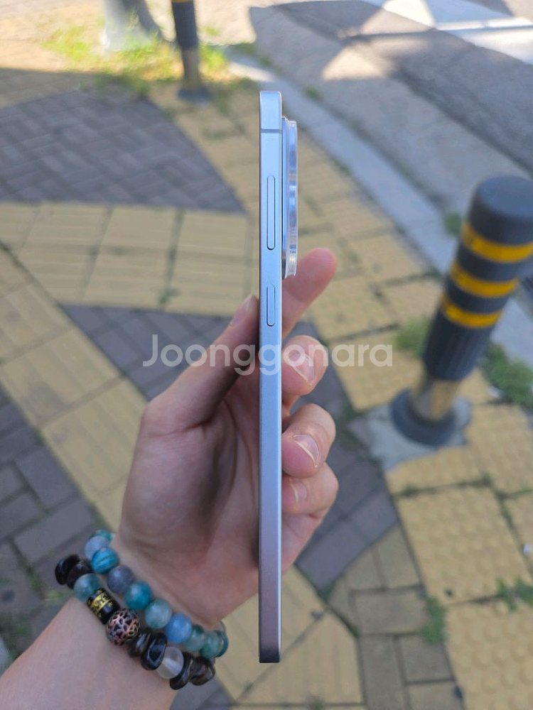 갤럭시 S25 엣지 256 티타늄 아이스블루 급처분--4