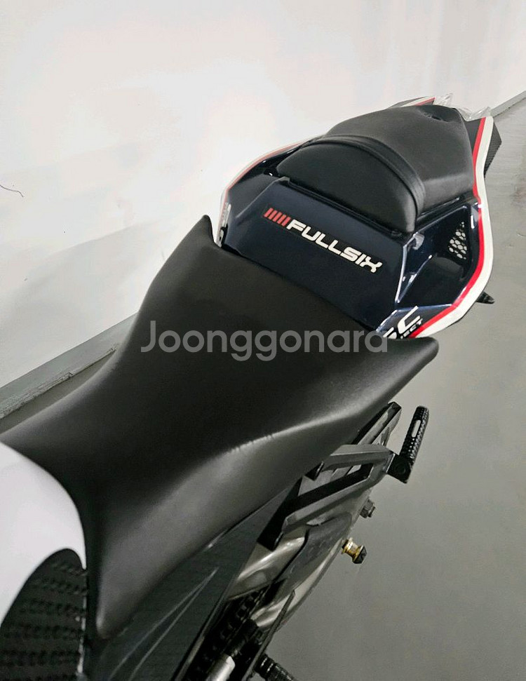 풀배기 A급 BMW S1000RR 판매합니다.--7