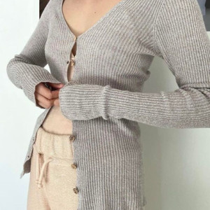 베이스레인지 루루 가디건 baserange loulou