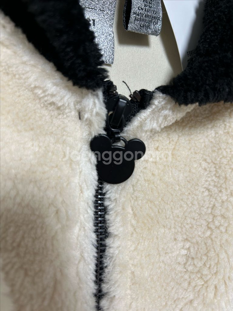 (새상품) Forever21 미키마우스 플리스 자켓--8