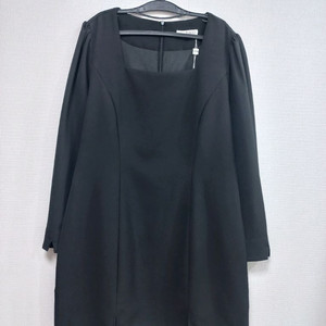 빅사이즈 스퀘어넥 트임 원피스