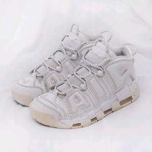 나이키 에어모어 업템포 96 트리플화이트 250-255