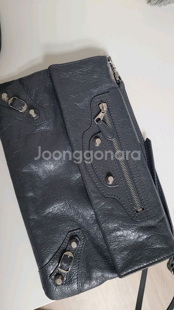 발렌시아가 엔벨롭 클러치백--1